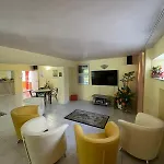 La Terrazza Ξενοδοχείο 3*