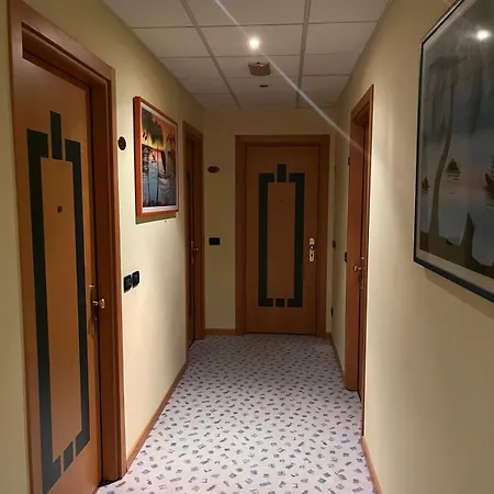 La Terrazza Hotel 3*
